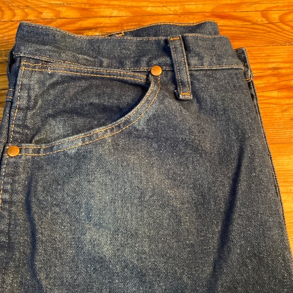 Wrangler Denim - Wrangler Distressed Jeans